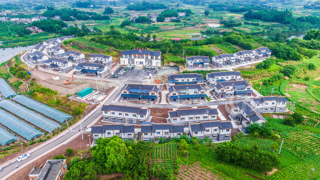 建设镇麻柳村焕新颜.jpg