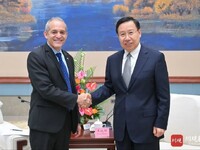 王晓晖会见古巴科技和环境部部长罗德里格斯