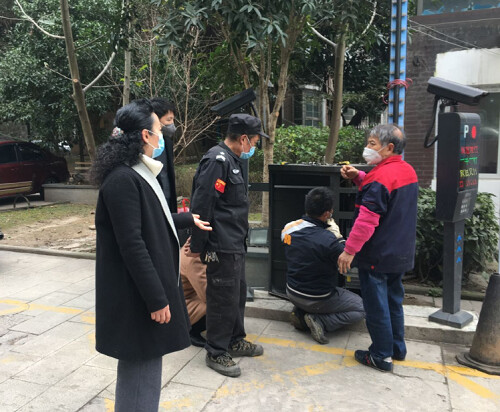 邓晓艾.jpg