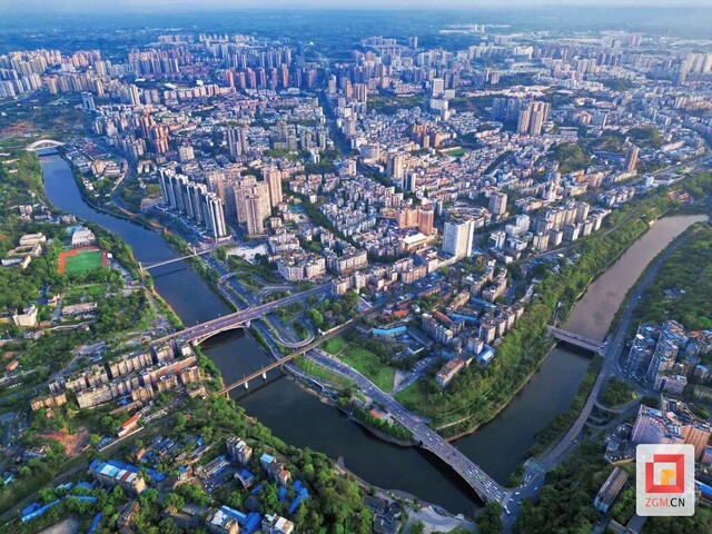 652f8b760304f.jpg