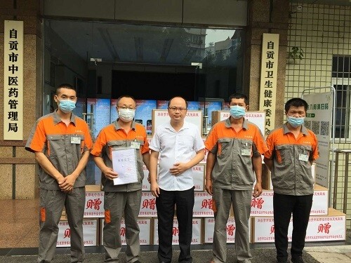 人大代表慰问援鄂医护人员.jpg