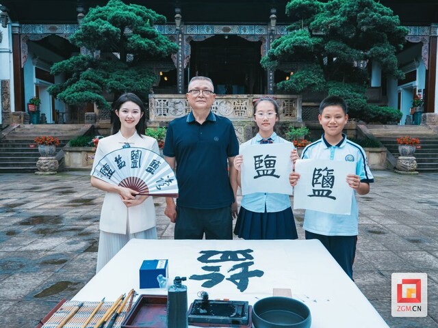 师生互动 (7).jpg
