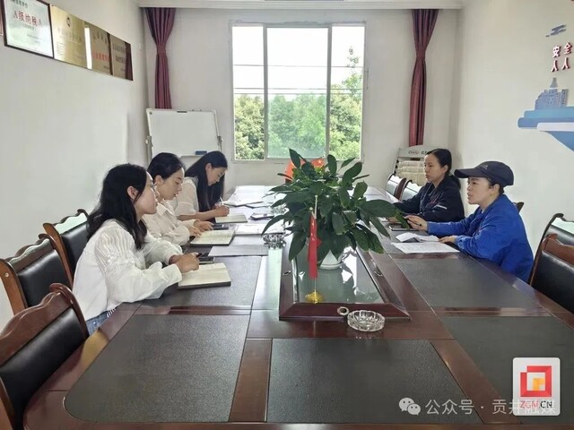 ▶人社部门工作人员到企业了解需求