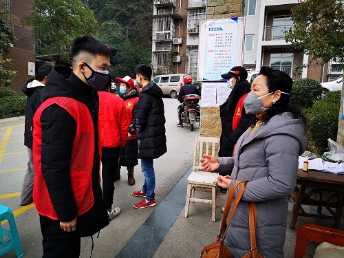 邓晓艾.jpg