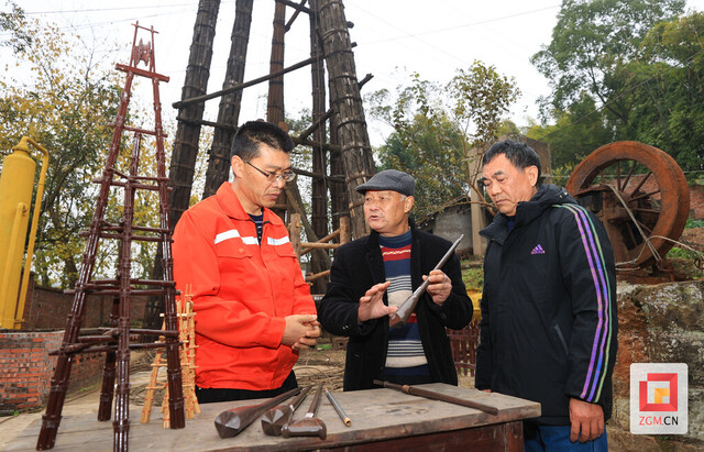 从左至右分别为刘彬，梁援越，刘汉朝.jpg